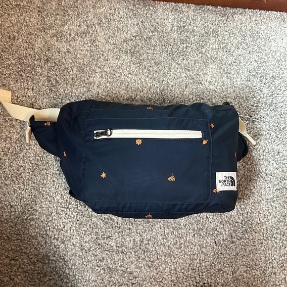 The North Face Fanorak Jacket - Picture 3 of 4